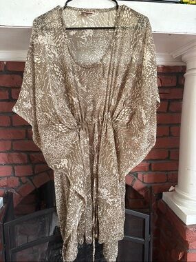Sunflower Women’s Tan Printed Drawstring Tunic Top size M/L